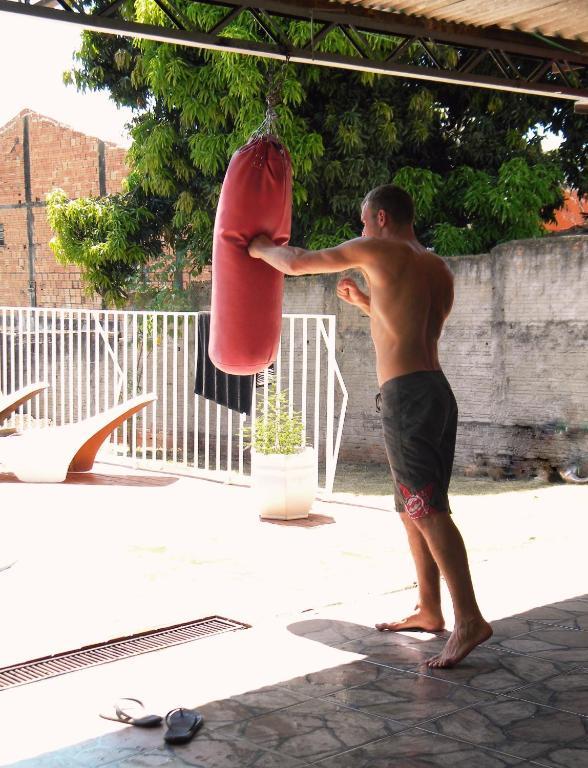 Iguassu Guest House Φοζ ντο Ιγκουασού Εξωτερικό φωτογραφία
