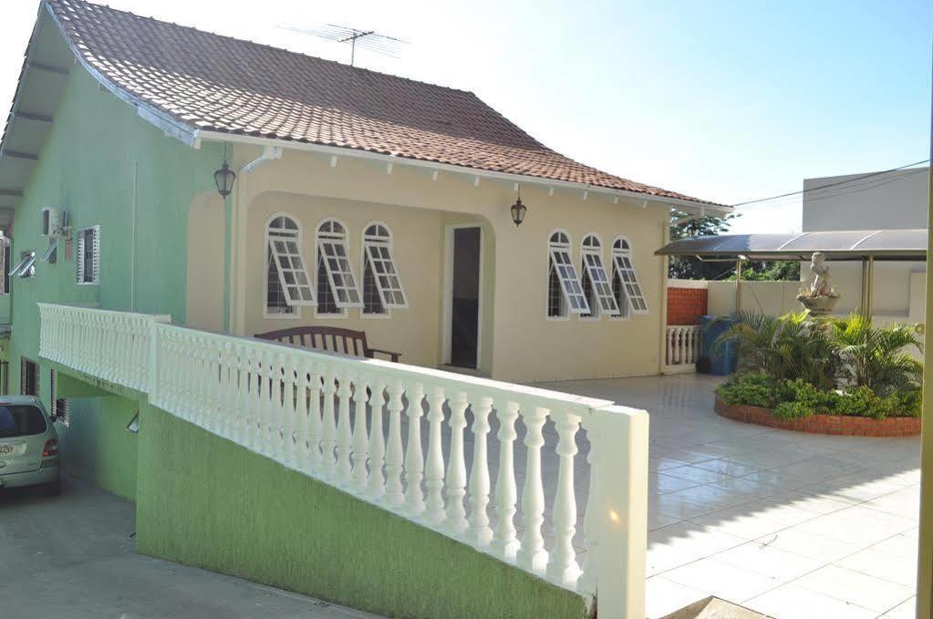 Iguassu Guest House Φοζ ντο Ιγκουασού Εξωτερικό φωτογραφία